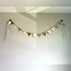 Gathre Nursery Bunting